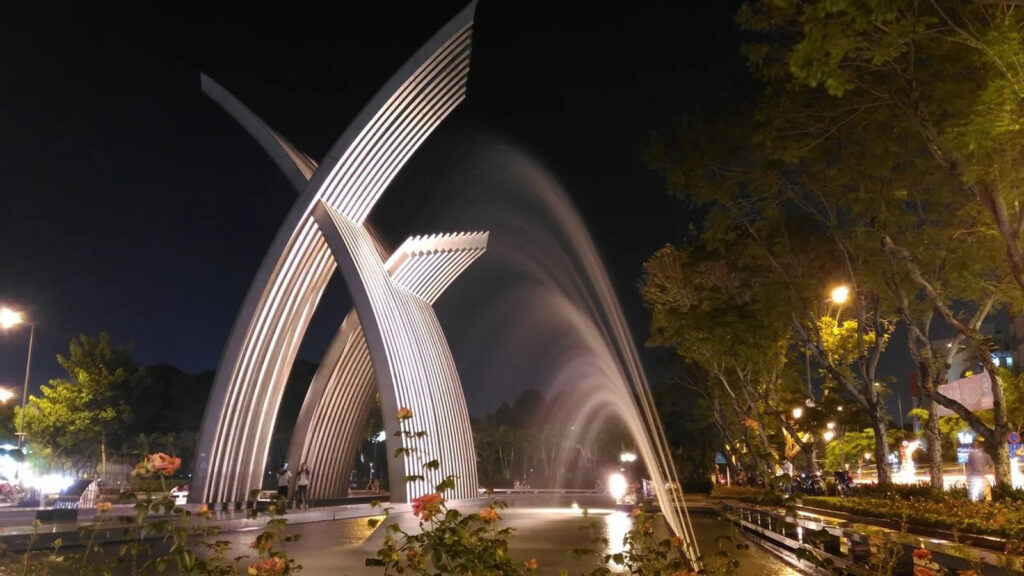 cong-vien-hoang-van-thu-quan-tan-binh