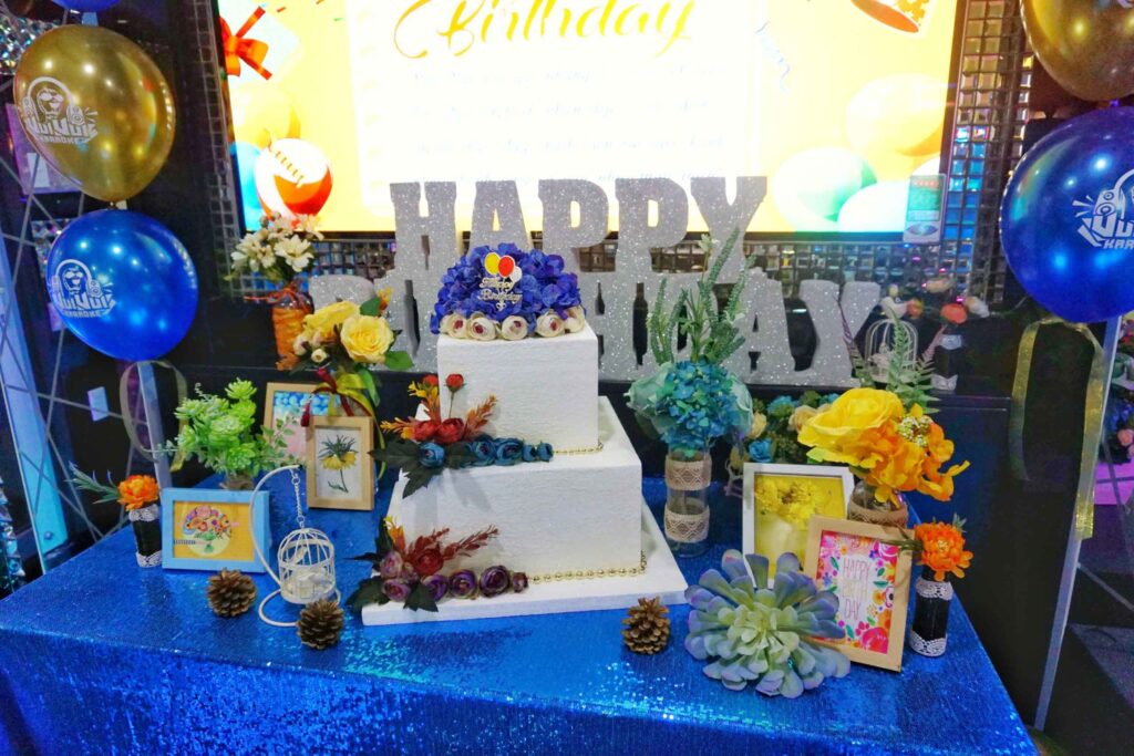 to-chuc-trang-tri-tiec-sinh-nhat-tai-quan-karaoke-11