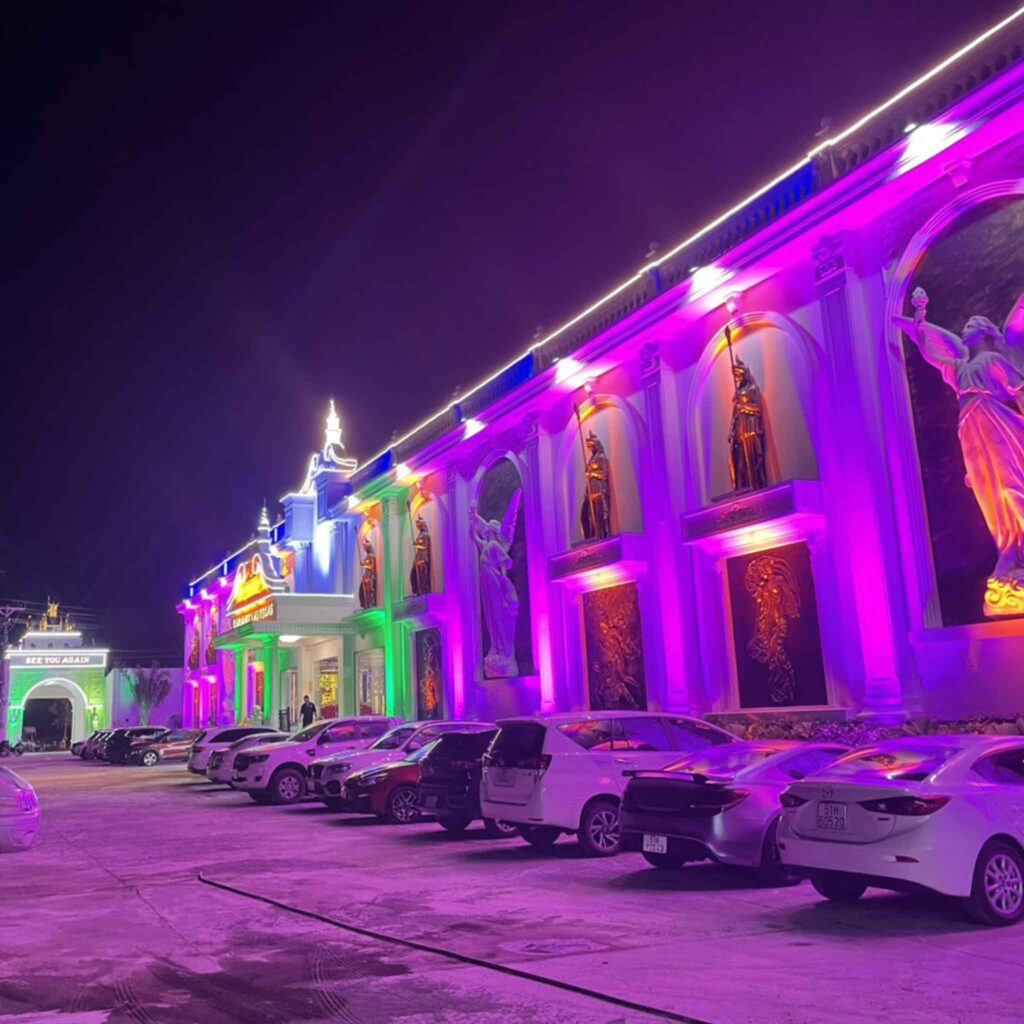 khong-gian-giu-xe-mo-quan-bar-pub-lounge-beer-club