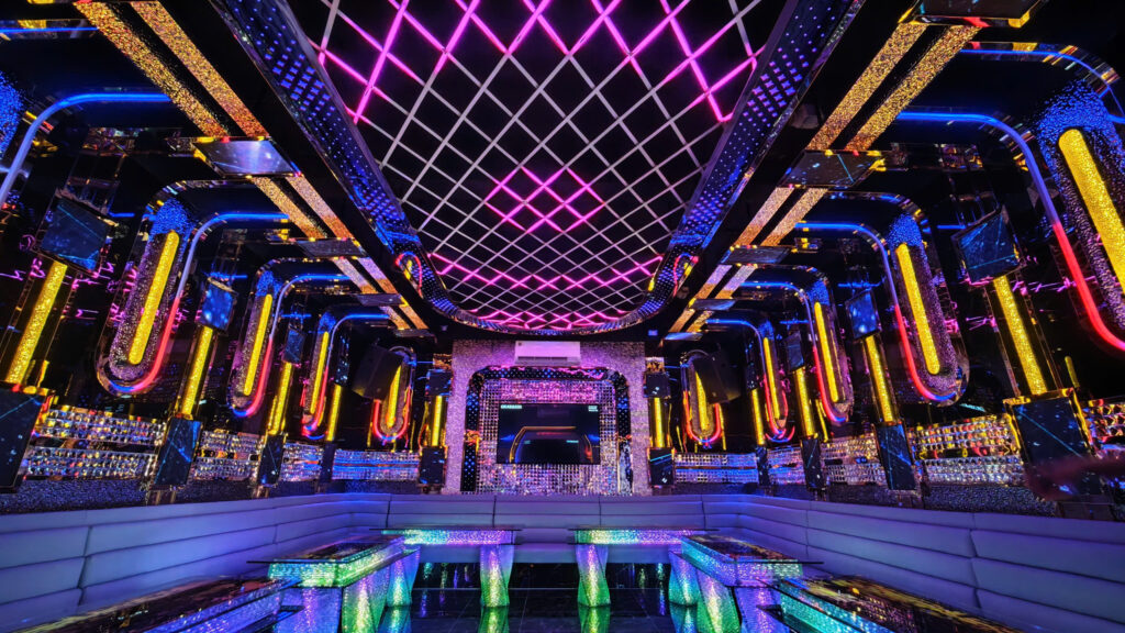 karaoke-vvip-trang-bang-hinh-thuc-te-12